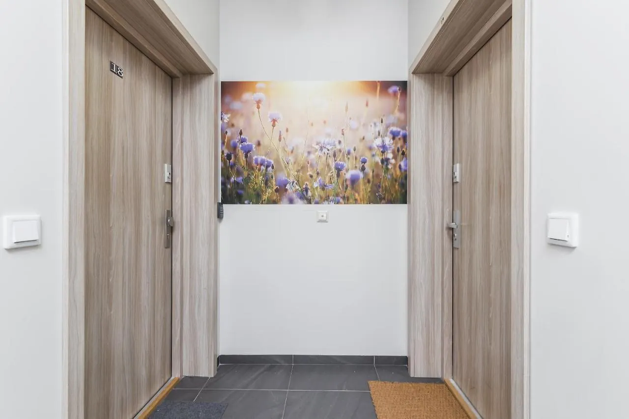 Blossom - Old Town Residence - By Upstairs Krakow Apartment