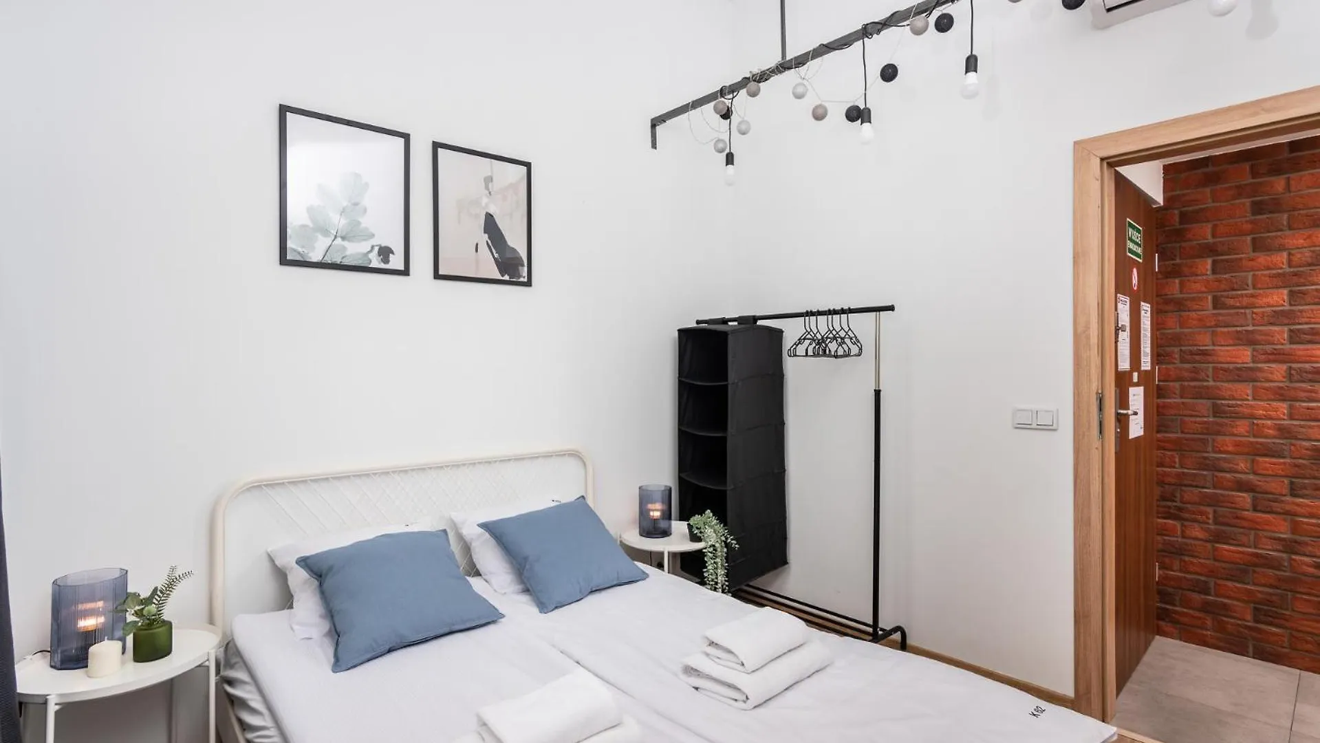 Blossom - Old Town Residence - By Upstairs Krakow 0*,  Poland