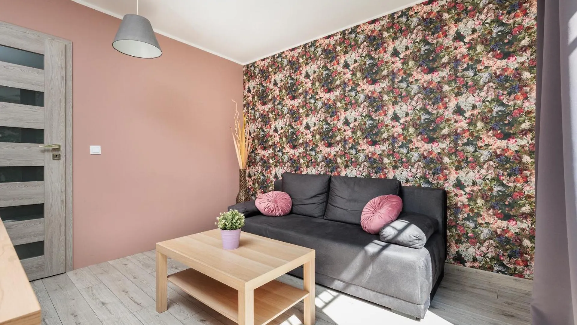 Blossom - Old Town Residence - By Upstairs Cracovie