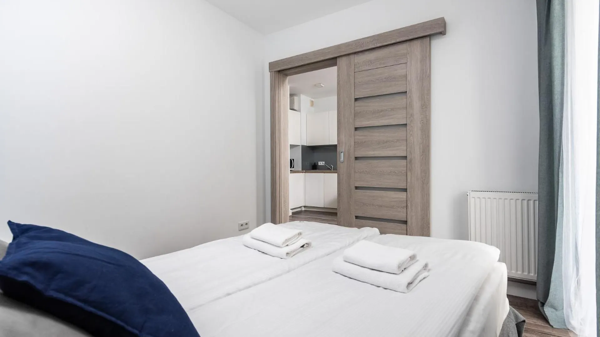 Blossom - Old Town Residence - By Upstairs Krakow